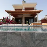 Del Nonno Villa Lardos